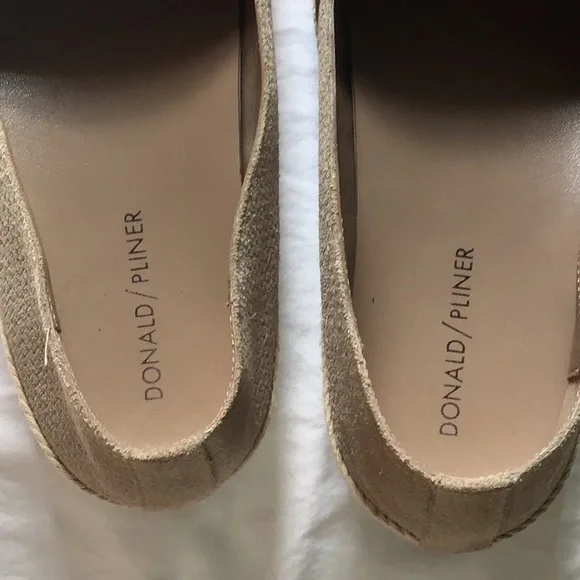 Donald Pliner Palm shoes size 9 1/2 medium - Picture 10 of 12